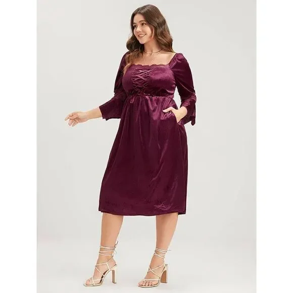 Bloomchic Halloween Velvet Bell Sleeve Dress - Picture 2 of 10